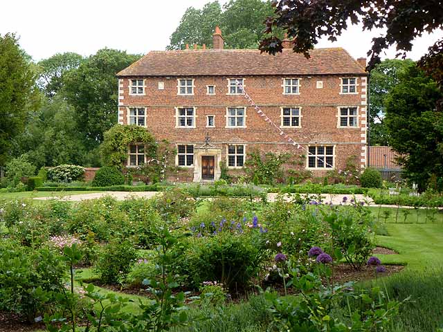 Aubourn Hall © Oliver Dixon cc-by-sa/2.0 :: Geograph Britain and Ireland