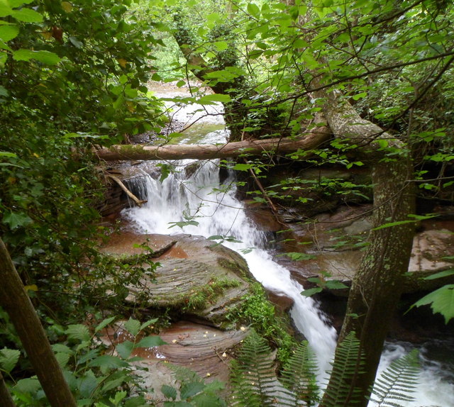 Small waterfall, Dulas Brook, Cusop... © Jaggery :: Geograph Britain ...