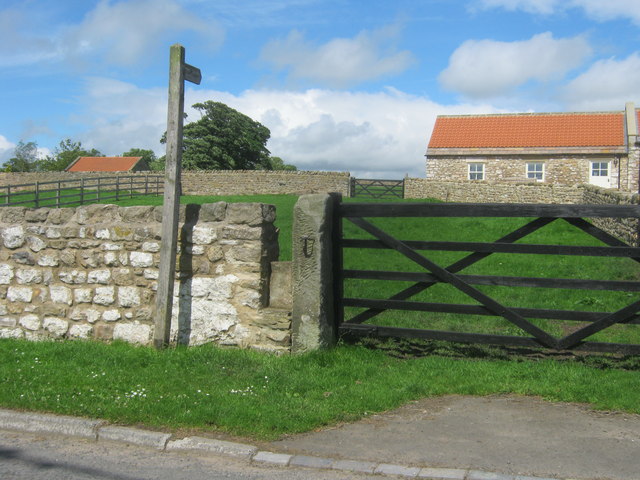 Stone stile for footpath north from Hilton to Hummerbeck Lane