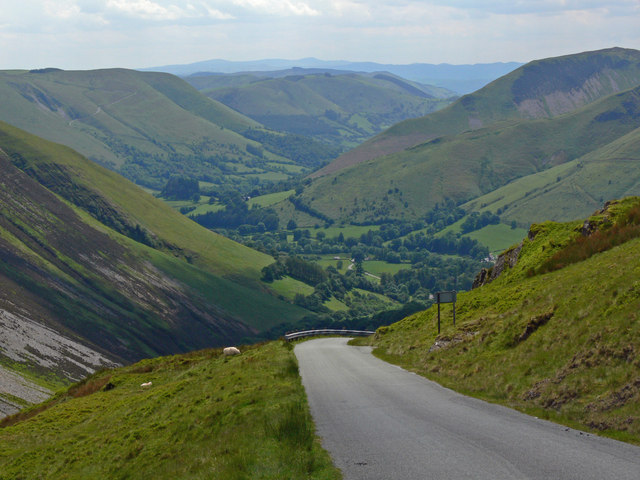 Road Descending Into The Dyfi Valley © Mat Fascione Cc By Sa 2 0 Geograph Britain And Ireland