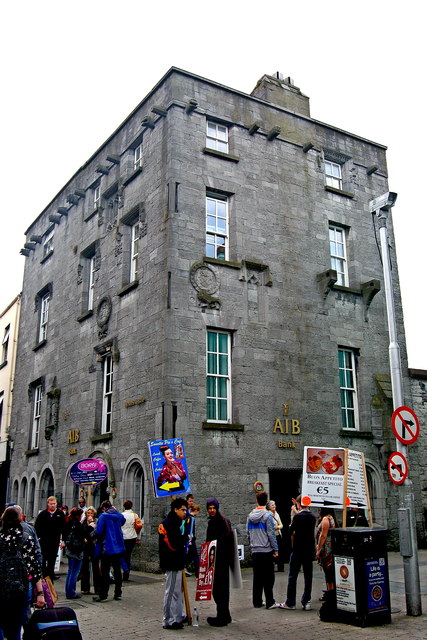 Galway - Lynch's Castle / AIB Bank