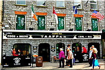 M2925 : Galway - Shop Street - Taaffes Bar by Joseph Mischyshyn