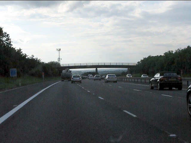 M40 motorway - Checkleys Brake footbridge