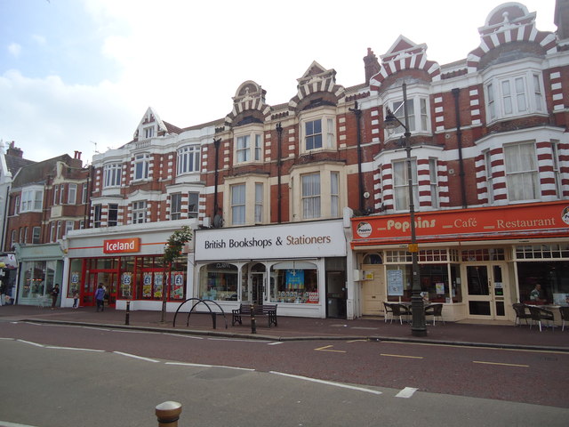 Shops, Devonshire Road, Bexhill © Stacey Harris cc-by-sa/2.0