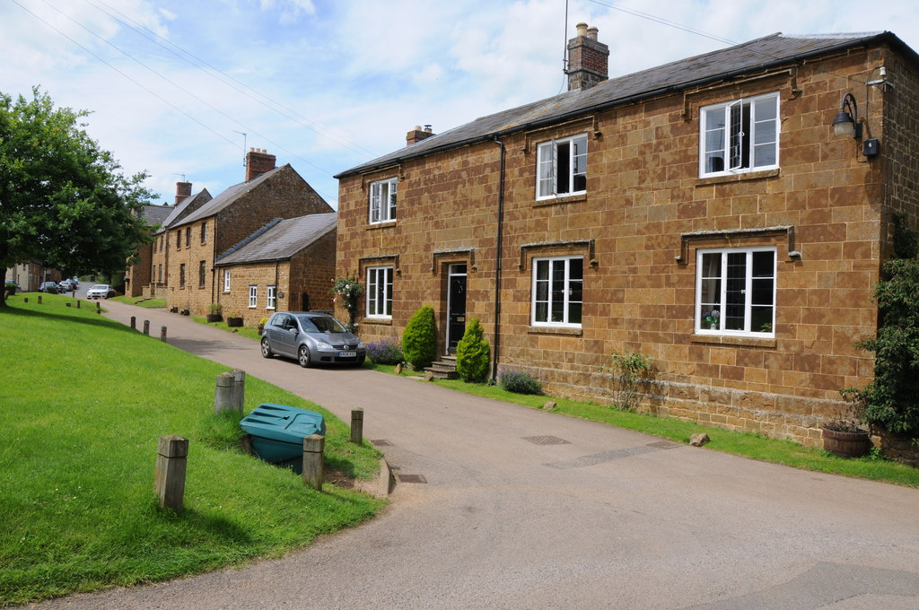 Cottages in North Newington © Philip Halling Geograph Britain and