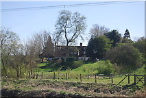 TQ9225 : Farmhouse, Thornsdale Farm by N Chadwick