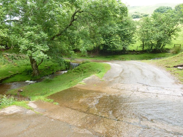 Two Fords above slabs Black Mountains