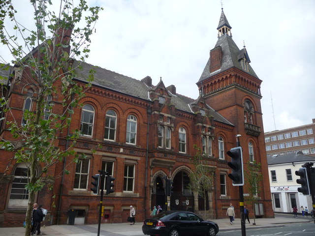 West Bromwich Town Hall © Jeremy Bolwell :: Geograph ...