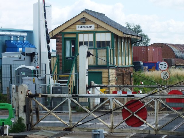 Lakenheath level crossing and signal box