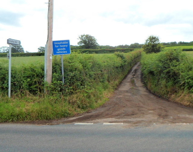 unsuitable-for-hgvs-lane-to-clytha-jaggery-geograph-britain