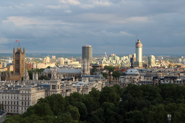 London Skyline from New Zealand High... © Christine Matthews ...