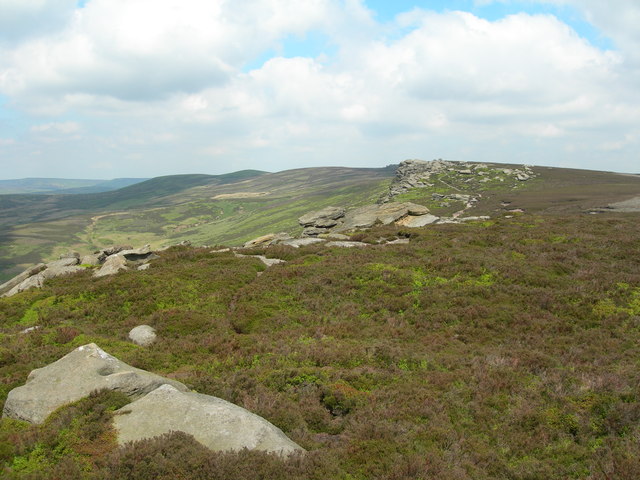 View north to Dovestone Tor from Salt Cellar