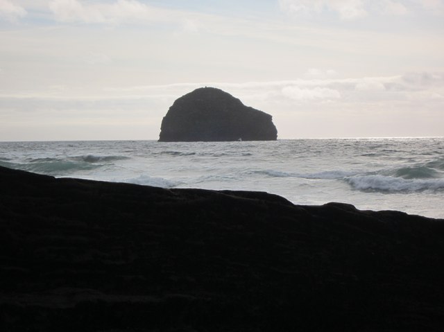 Gull Rock from Trebarwith Strand