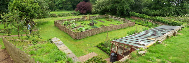 Vegetable Garden, Trerice House © Len Williams :: Geograph Britain and ...