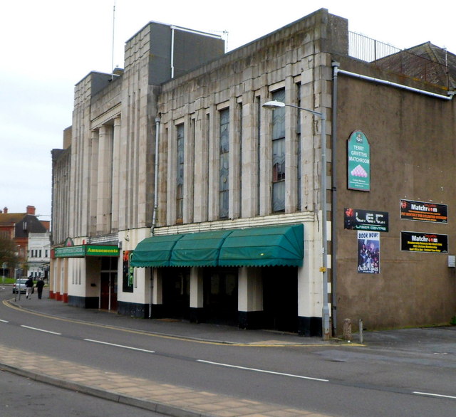 Llanelli : Terry Griffiths Matchroom... © Jaggery cc-by-sa/2.0 ...