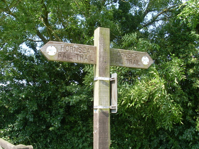 Hornsea Rail Trail Signpost, Goxhill