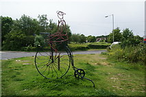 TR1265 : Statue by Millstrood Road by Bill Boaden