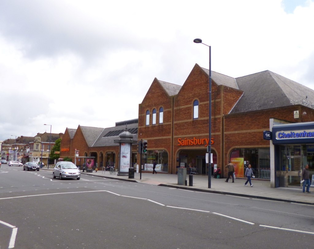 North Finchley, Sainsbury's © Mike Faherty :: Geograph Britain and Ireland