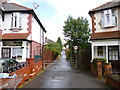 Friern Barnet, footpath