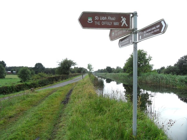 A meeting of the ways on the Grand Canal in Turaun, Co. Offaly