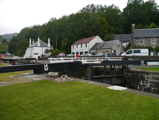 The Crinan Canal: Lock No 15