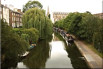TQ2883 : Regent's Canal by Richard Croft