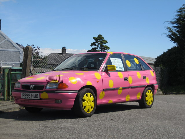 Car Mistar Blobi - Mr Blobby's car © Alan Fryer :: Geograph Britain and ...