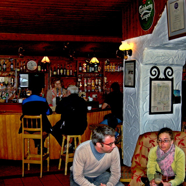 The Burren - Ballyvaghan - R477 - Monk's Seafood Pub & Restaurant - Bar