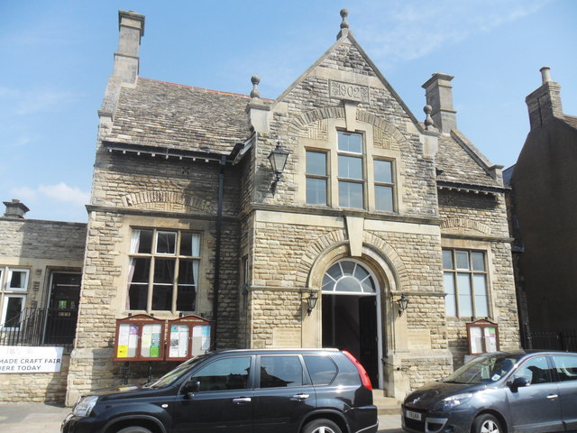 Queen Victoria Hall, West Street, Oundle © Ben Keating :: Geograph ...