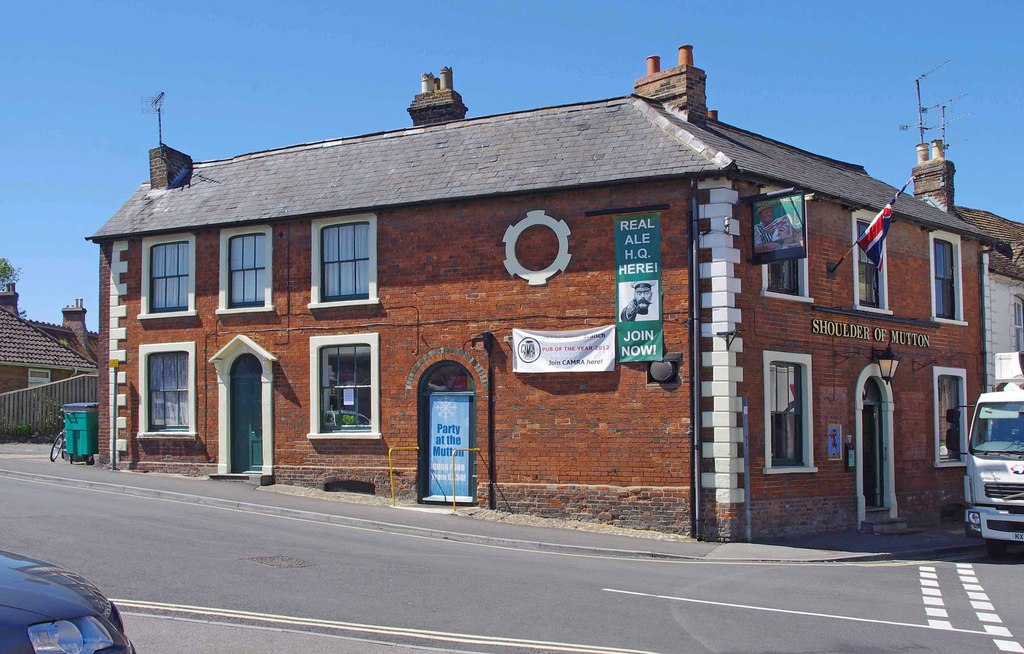 Shoulder of Mutton (1), 38 Wallingford... © P L Chadwick :: Geograph ...