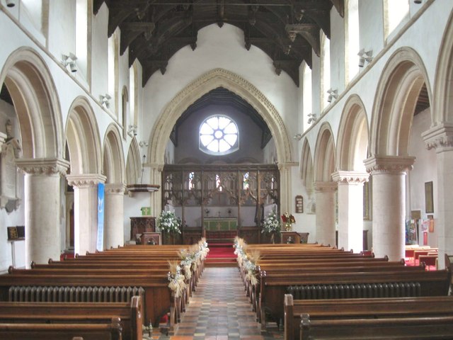 Interior of St. Nicholas' Church, Castle... © Derek Voller :: Geograph ...