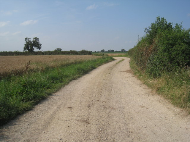 Byway to Scopwick Lodge Farm © Jonathan Thacker cc-by-sa/2.0 ...