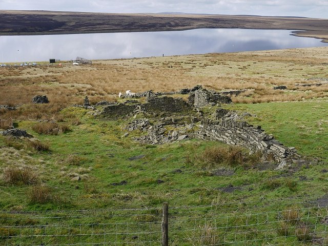 Ruined building, Oxenhope Moor
