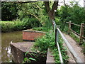 Weir and footpath bridge near Stoneythorpe Hall