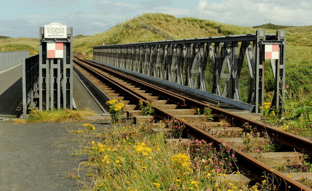 Railway bridge near Portballintrae © Albert Bridge :: Geograph Ireland