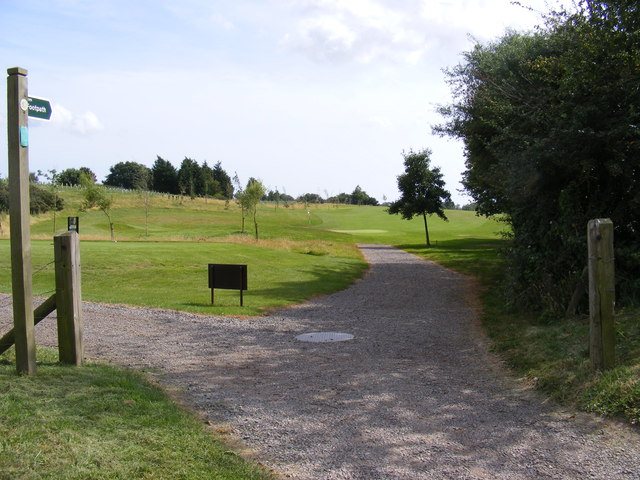 Wash Lane footpath to the A144 Halesworth Road