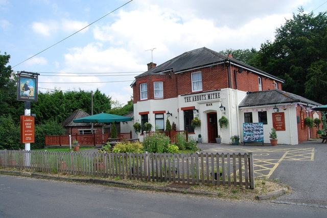 Chilbolton, Test Valley - area information, map, walks and more