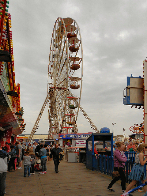 Ferris Wheel, Central Pier © David Dixon :: Geograph Britain and Ireland