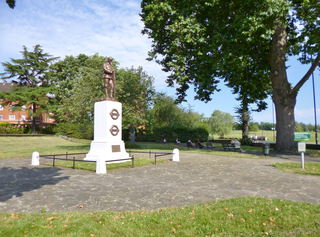 Streatham, War Memorial © Mike Faherty Cc-by-sa/2.0 :: Geograph Britain ...