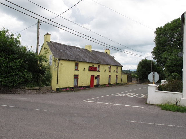 Bar at Vicarstown Crossroads © David Hawgood cc-by-sa/2.0 :: Geograph ...