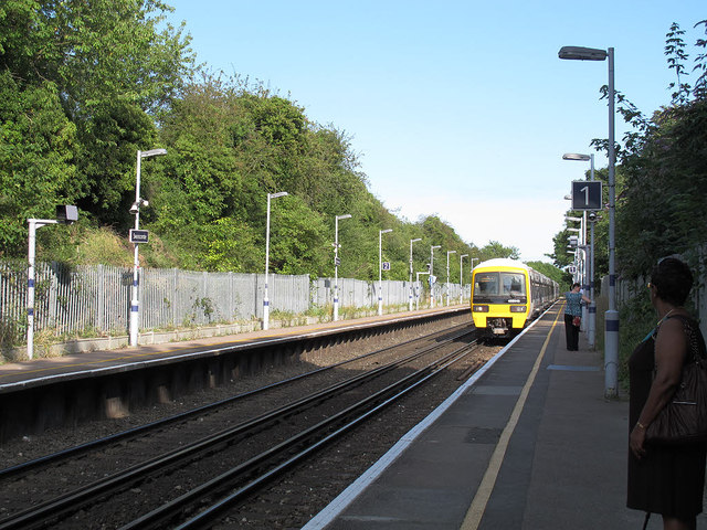 Swanscombe station, looking east
