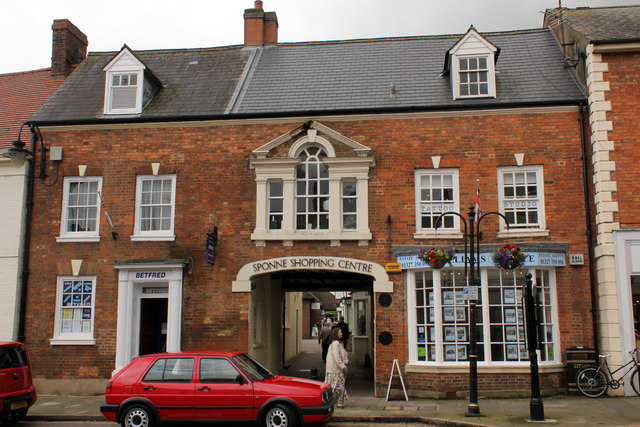 Sponne Shopping Centre © Jo and Steve Turner cc-by-sa/2.0 :: Geograph ...