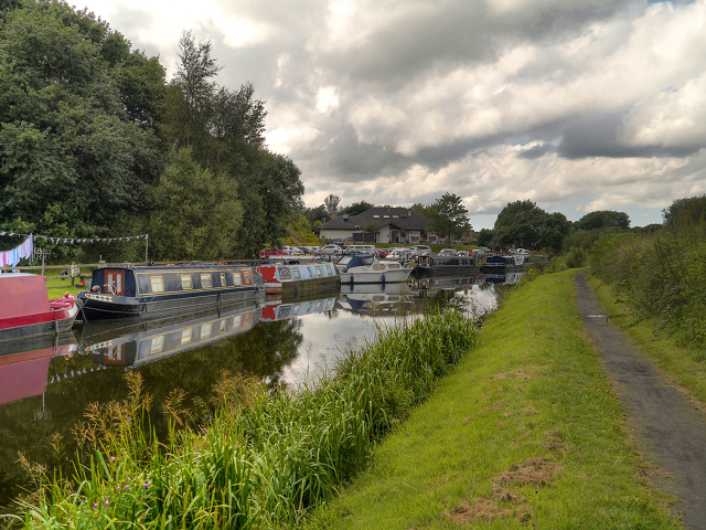 Leeds and Liverpool Canal, Riley Green Marina