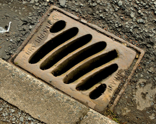 Henry Brown grating cover, Dromore