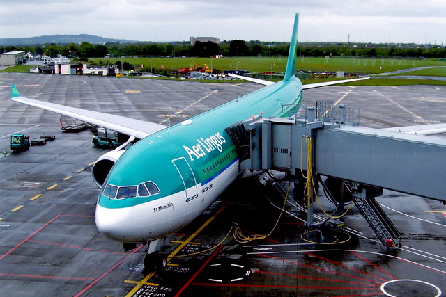 Dublin Airport - Arrival by Aer Lingus