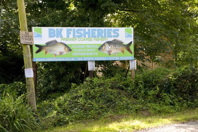 Coarse fishery entrance