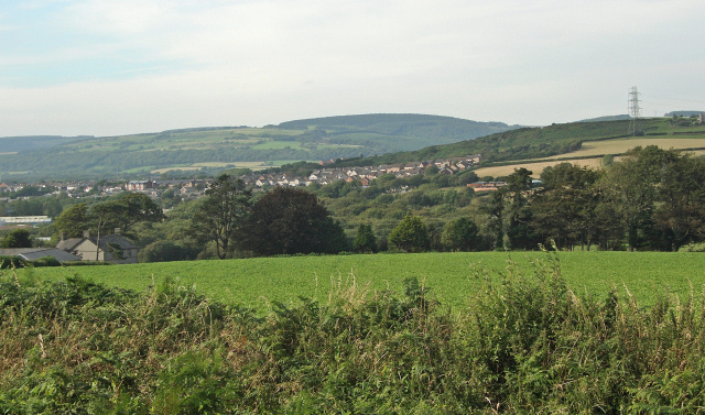 A view towards Kenfig Hill
