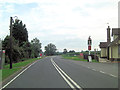 A425 passes The Kings Head