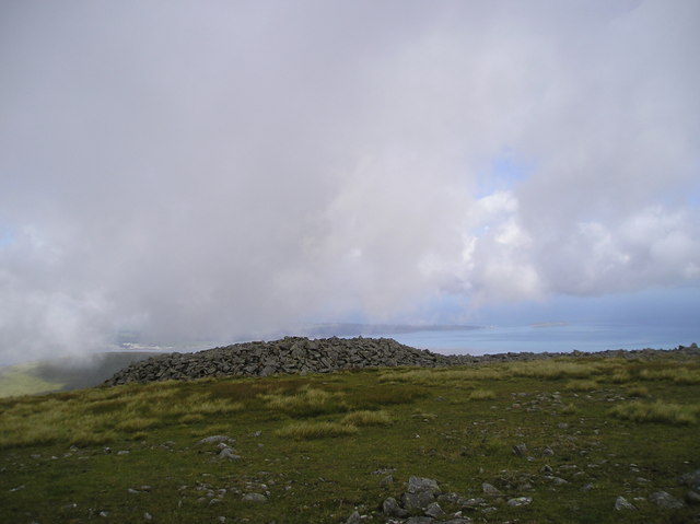 Prehistoric Cairn, Drosgl