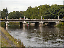 ST1776 : River Taff, Cardiff Bridge by David Dixon
